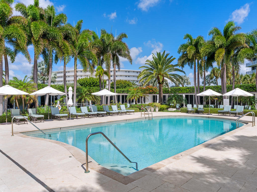 TWENTY FIVE HUNDRED SOUTH OCEAN BLVD CONDO - Residential