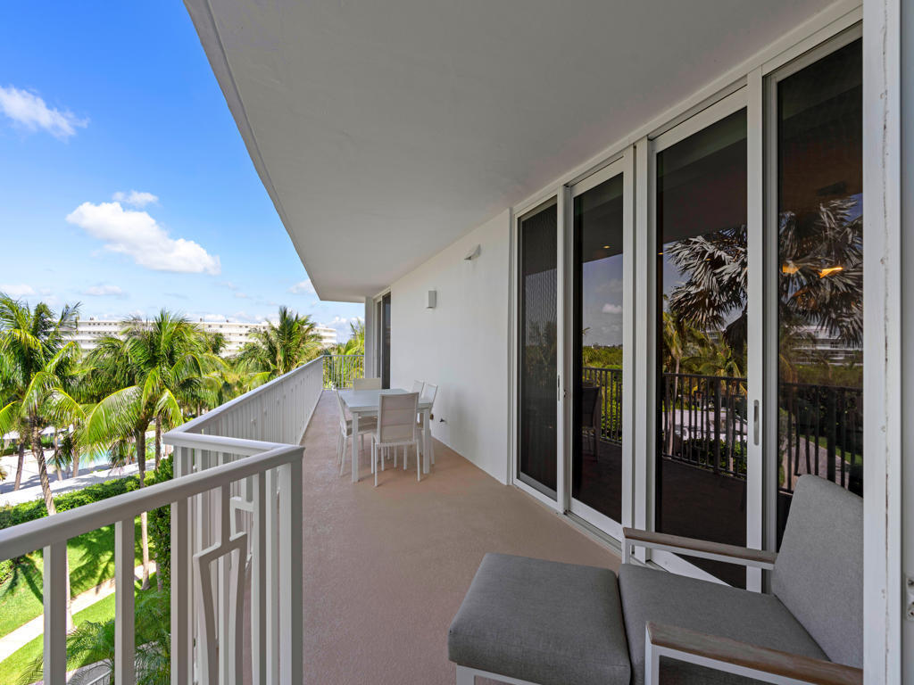 TWENTY FIVE HUNDRED SOUTH OCEAN BLVD CONDO - Residential