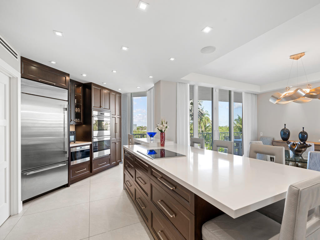 TWENTY FIVE HUNDRED SOUTH OCEAN BLVD CONDO - Residential