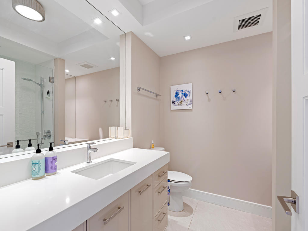 TWENTY FIVE HUNDRED SOUTH OCEAN BLVD CONDO - Residential