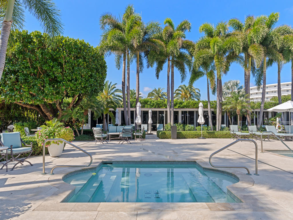 TWENTY FIVE HUNDRED SOUTH OCEAN BLVD CONDO - Residential
