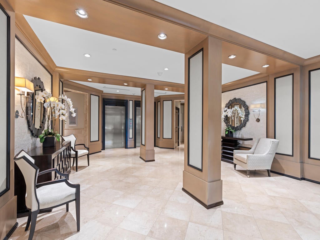 TWENTY FIVE HUNDRED SOUTH OCEAN BLVD CONDO - Residential