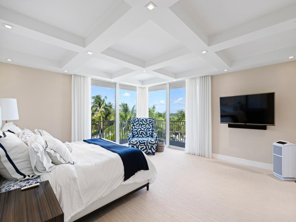 TWENTY FIVE HUNDRED SOUTH OCEAN BLVD CONDO - Residential