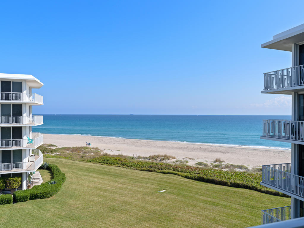 TWENTY FIVE HUNDRED SOUTH OCEAN BLVD CONDO - Residential