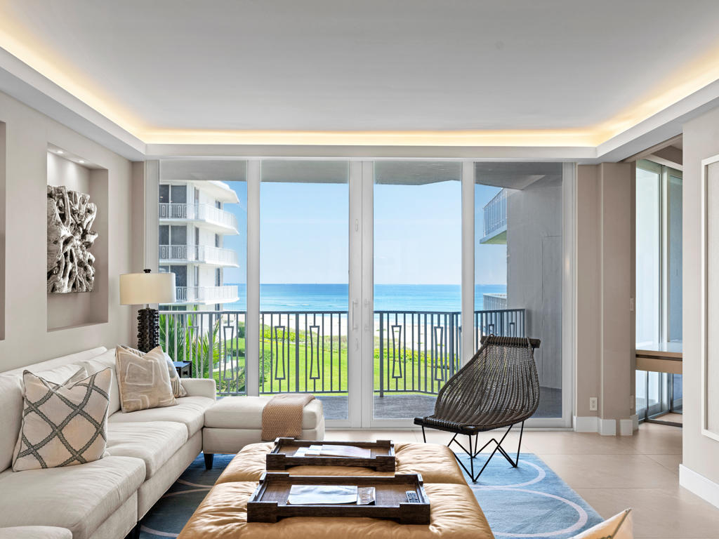 TWENTY FIVE HUNDRED SOUTH OCEAN BLVD CONDO - Residential
