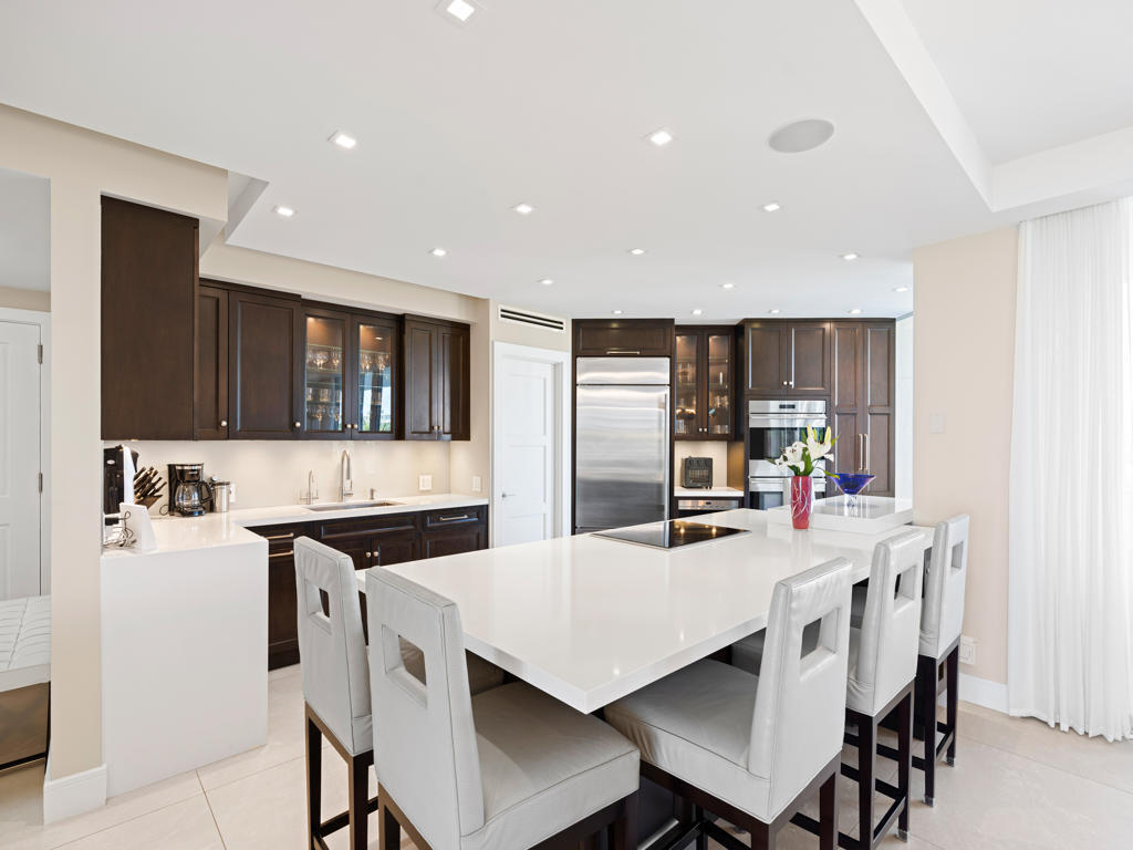 TWENTY FIVE HUNDRED SOUTH OCEAN BLVD CONDO - Residential