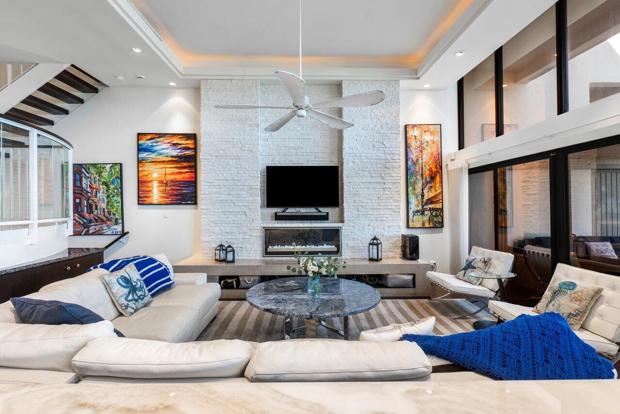 COSTA DEL REY COND - Residential