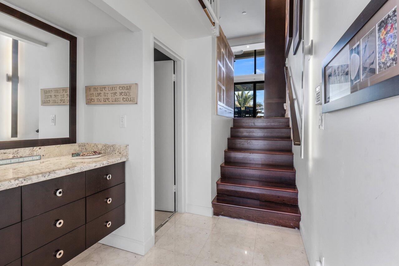 COSTA DEL REY COND - Residential