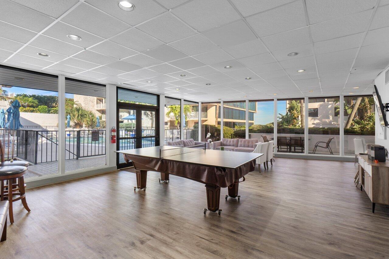 COSTA DEL REY COND - Residential