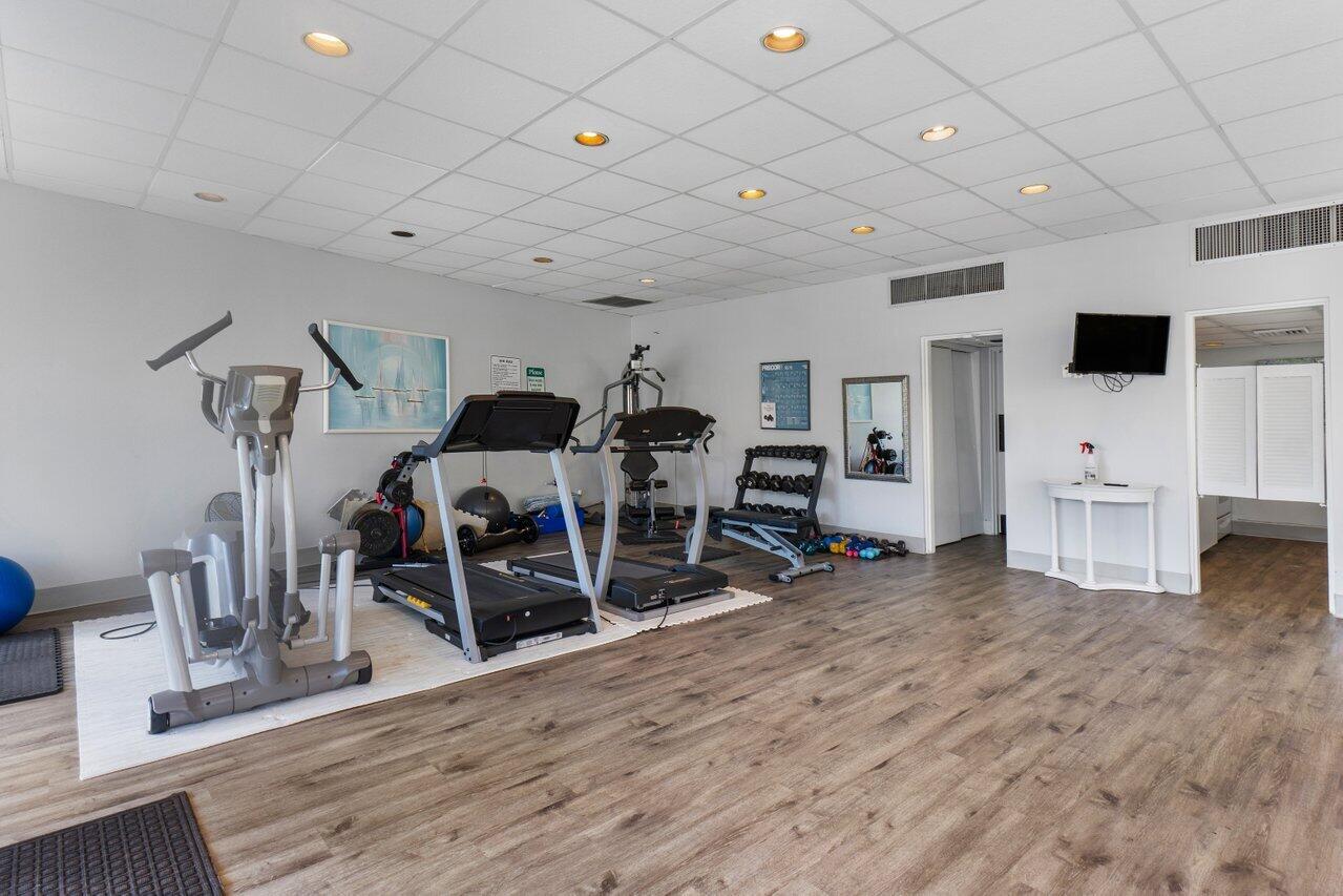 COSTA DEL REY COND - Residential