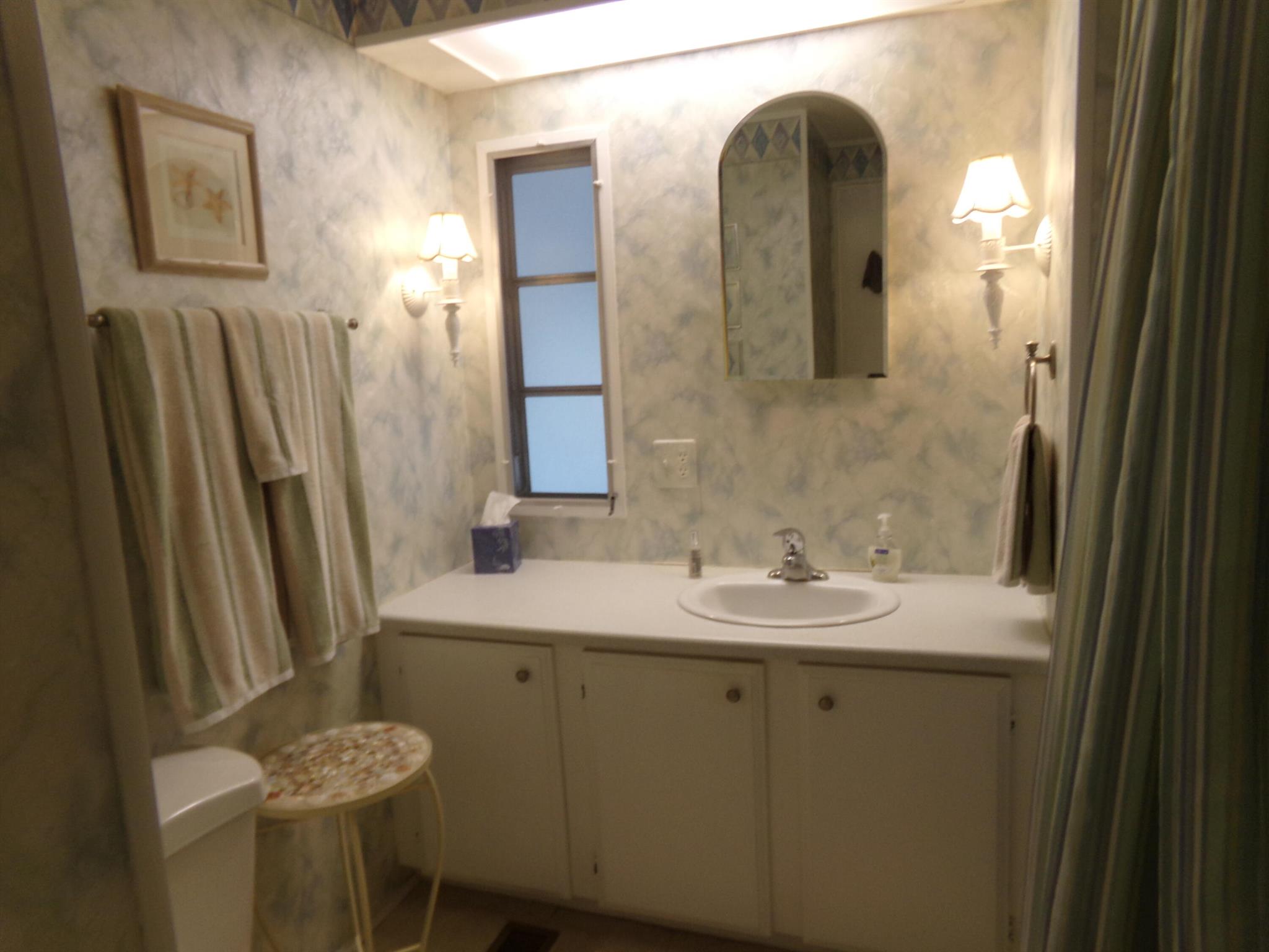 JAMAICA BAY MOBILE HOME C - Residential