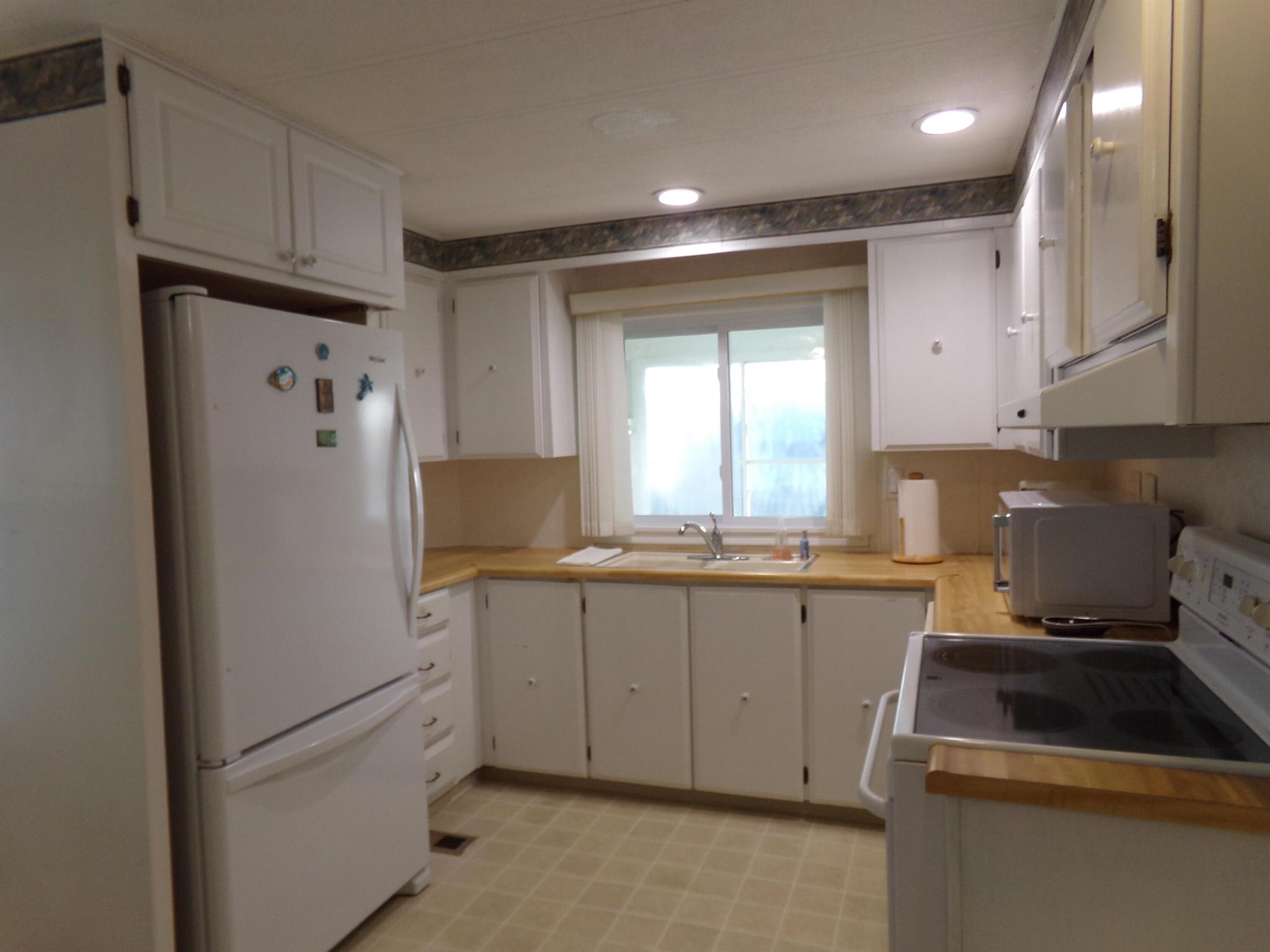 JAMAICA BAY MOBILE HOME C - Residential