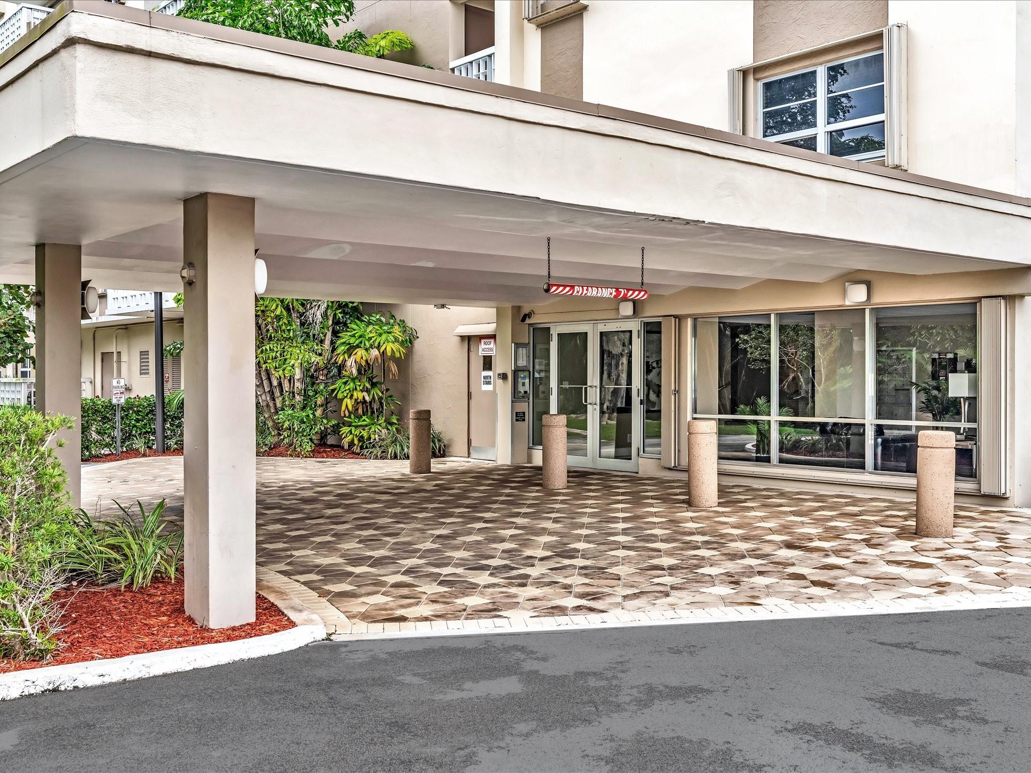 Coral Lake Tower - Residential