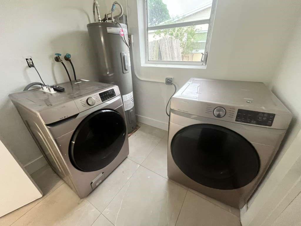 Lauderdale Lakes East Gat - Residential Lease