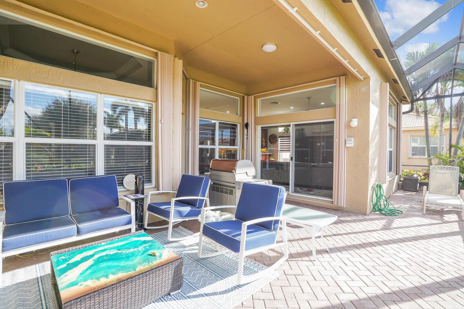 VALENCIA POINTE - Residential