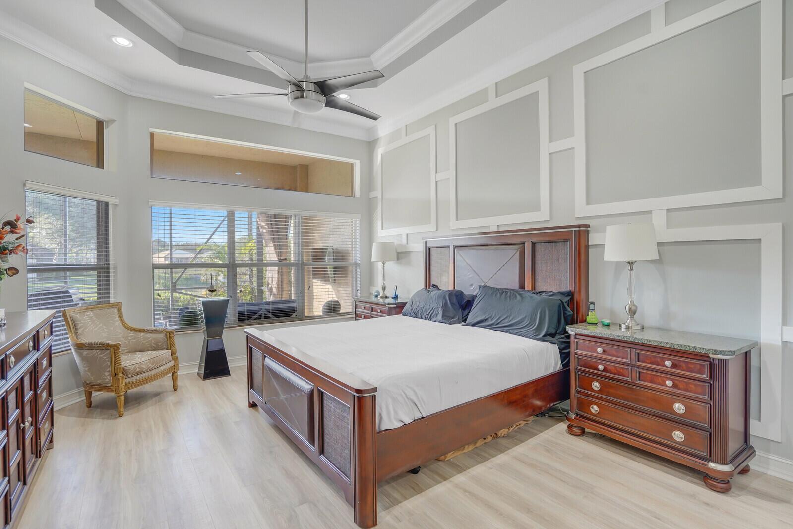 VALENCIA POINTE - Residential