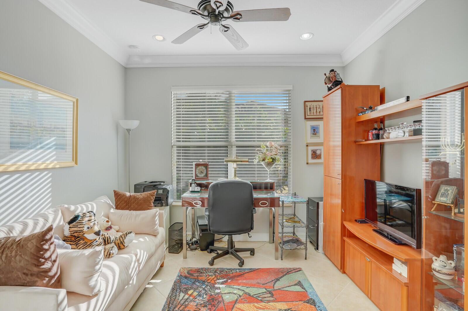 VALENCIA POINTE - Residential