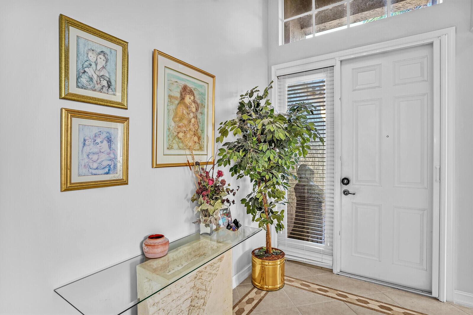 VALENCIA POINTE - Residential