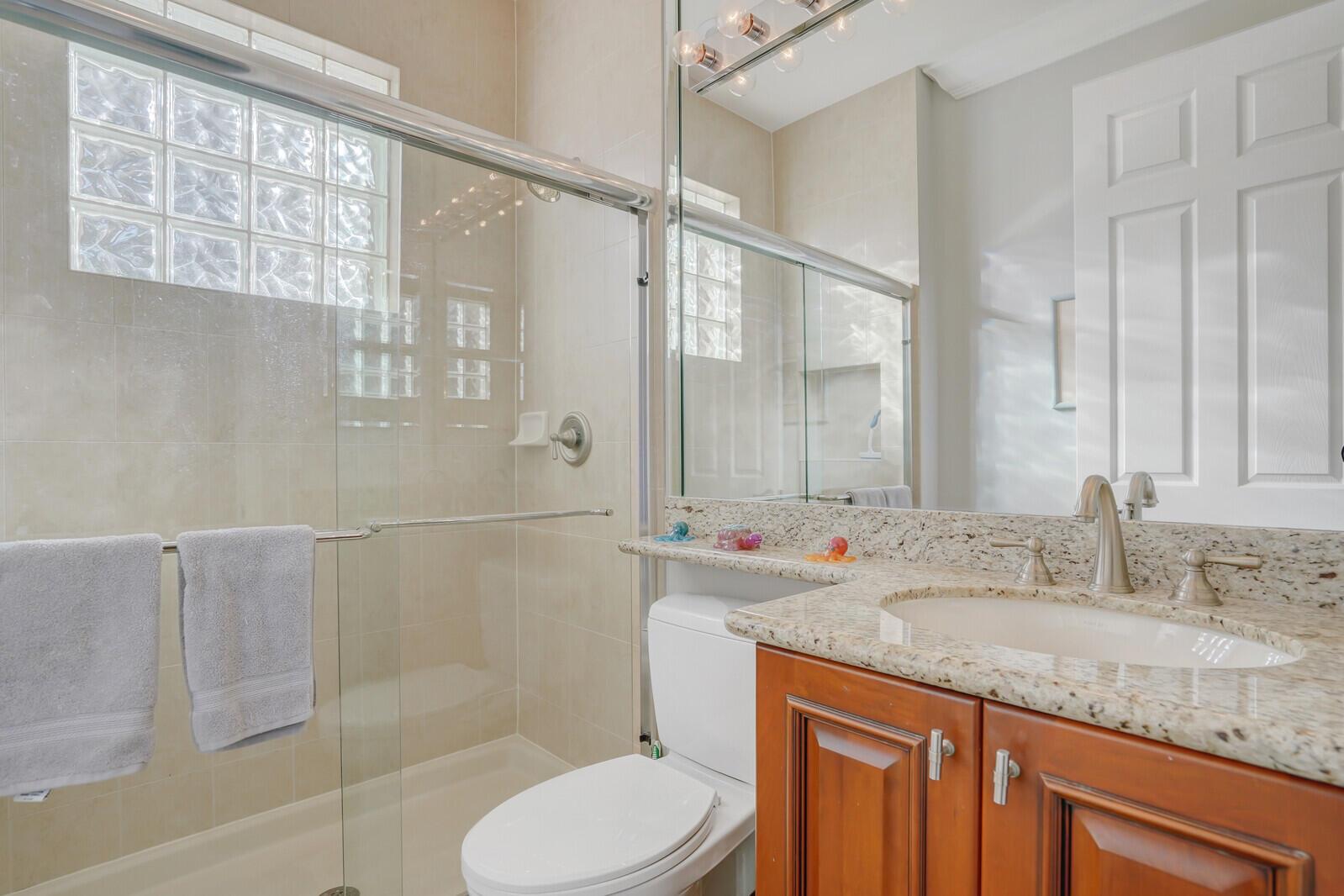 VALENCIA POINTE - Residential