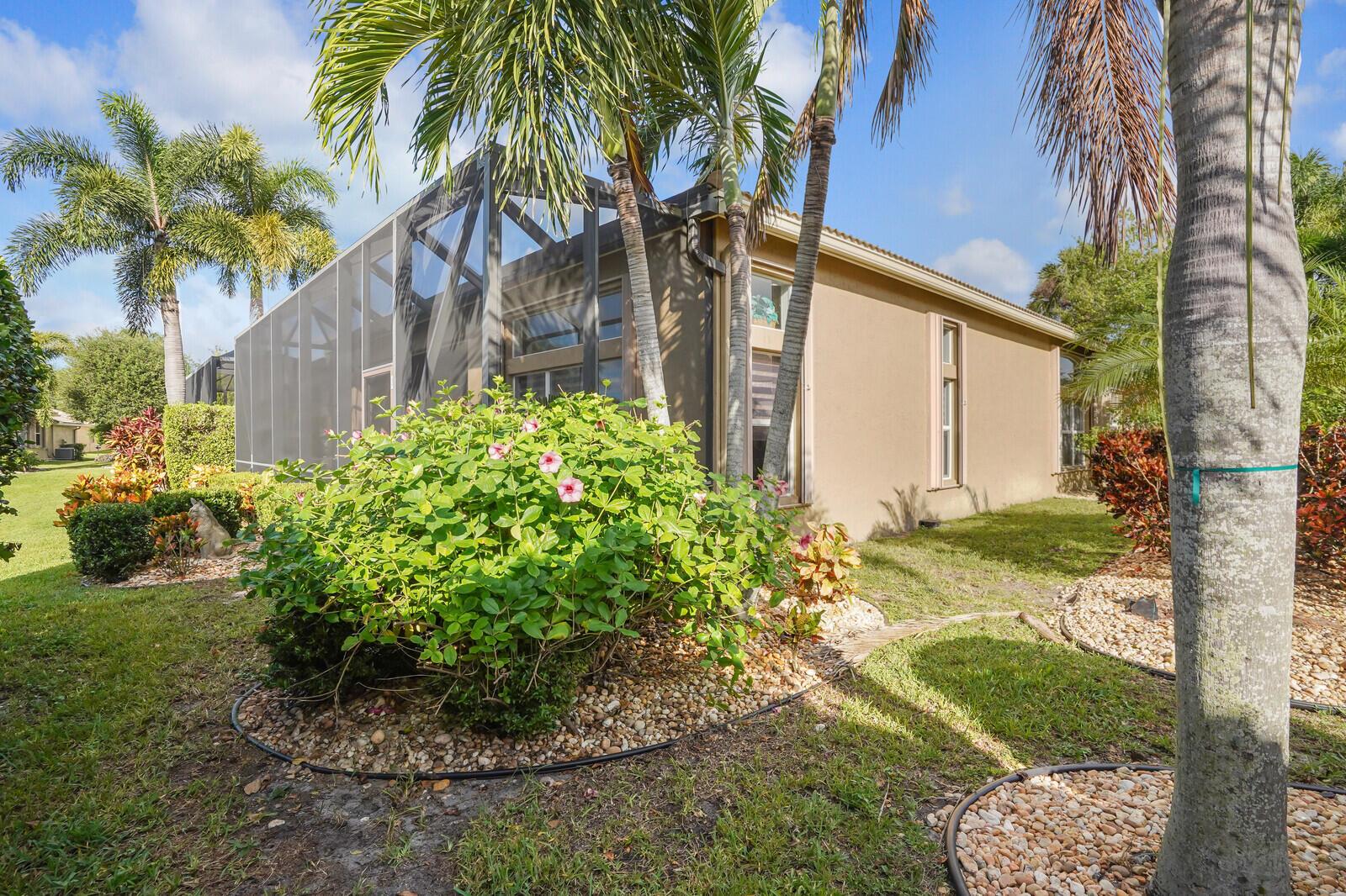 VALENCIA POINTE - Residential