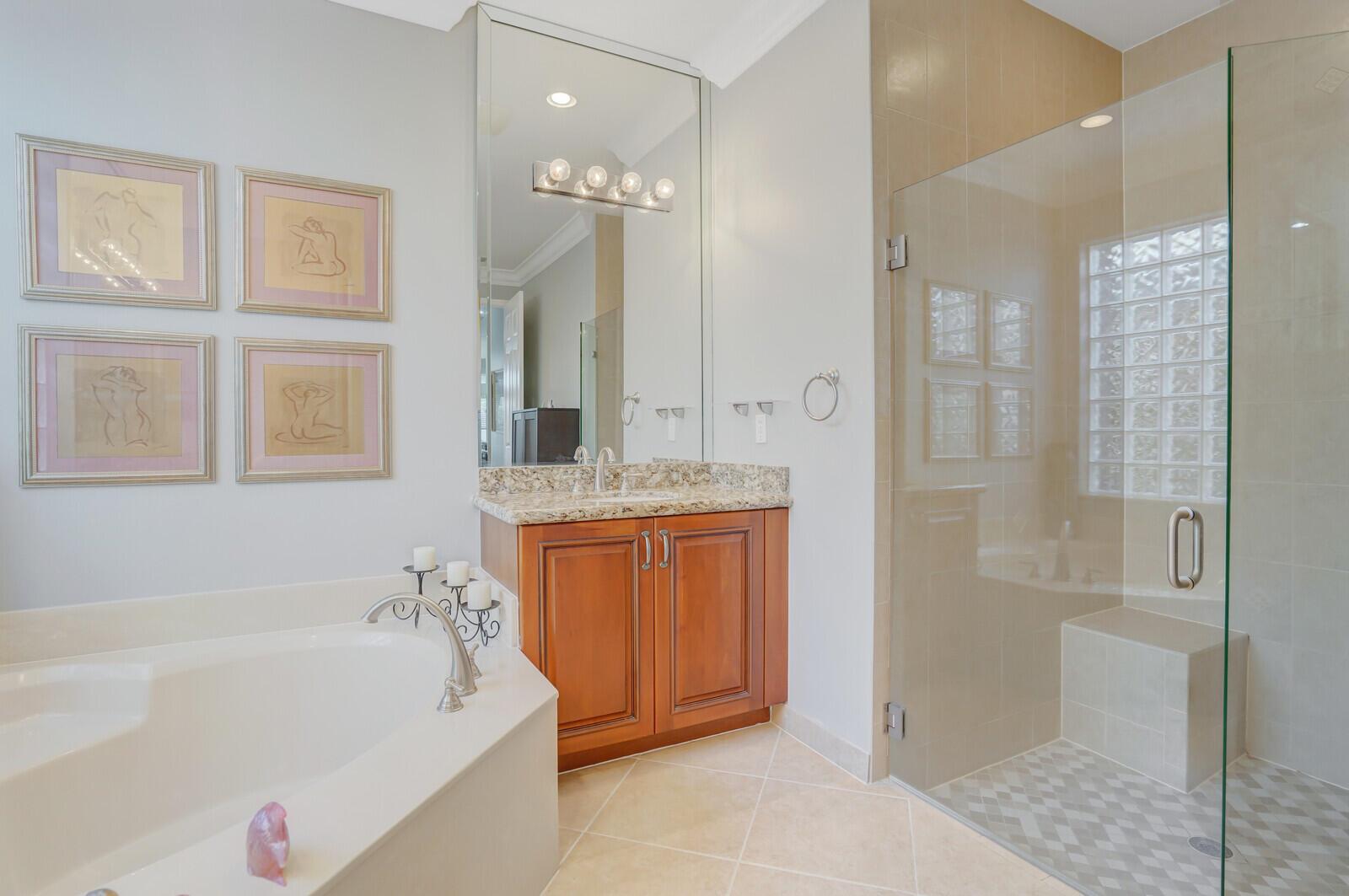 VALENCIA POINTE - Residential