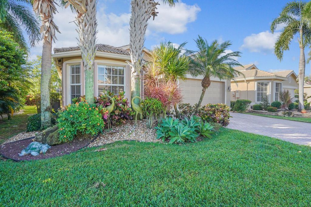 Photo of 6808 Shamrock Trail, Boynton Beach, FL 33437 (MLS # R11133757)