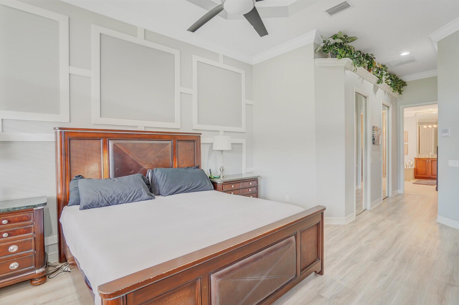 VALENCIA POINTE - Residential