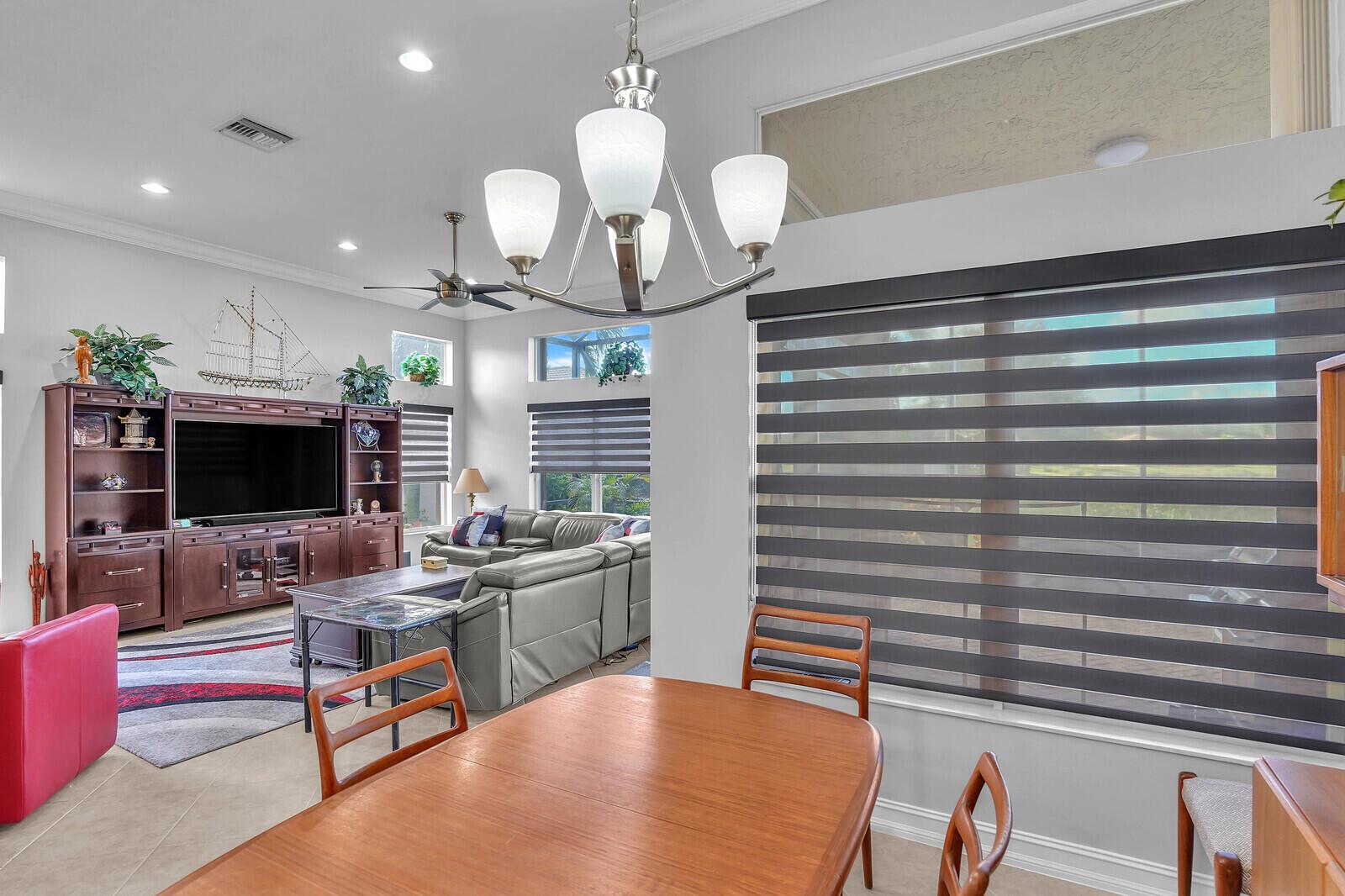 VALENCIA POINTE - Residential