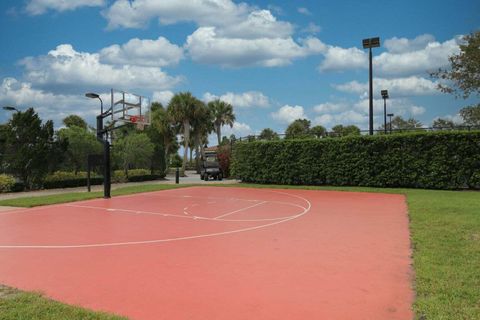 A home in Port St Lucie