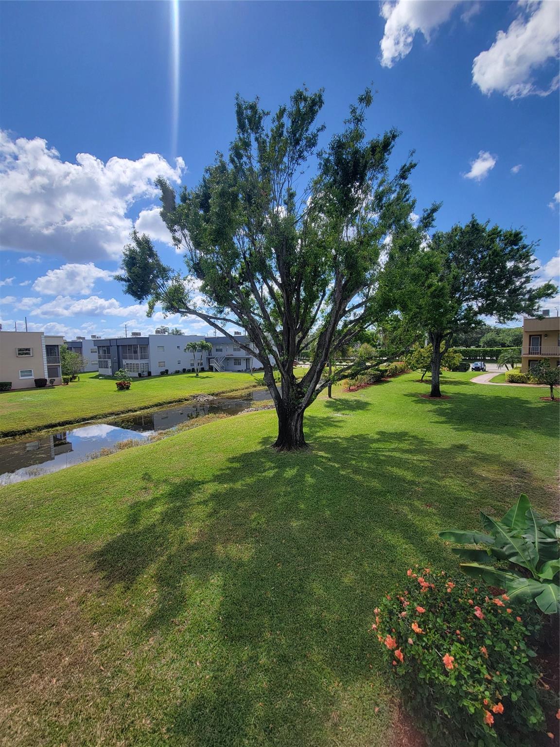 Kings Point Capri A-L - Residential Lease