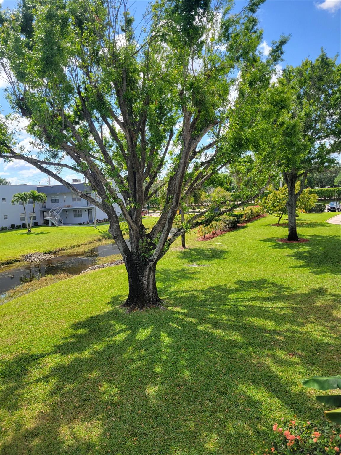 Kings Point Capri A-L - Residential Lease