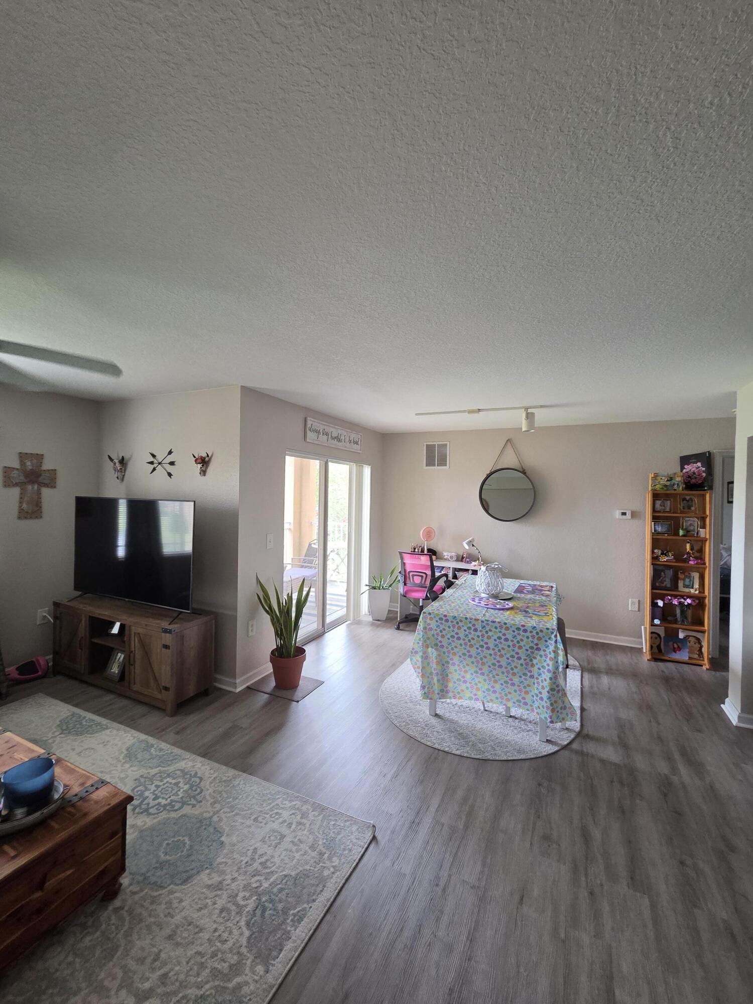 THE CLUB AT ST LUCIE WEST, A CONDOMINIUM - Residential