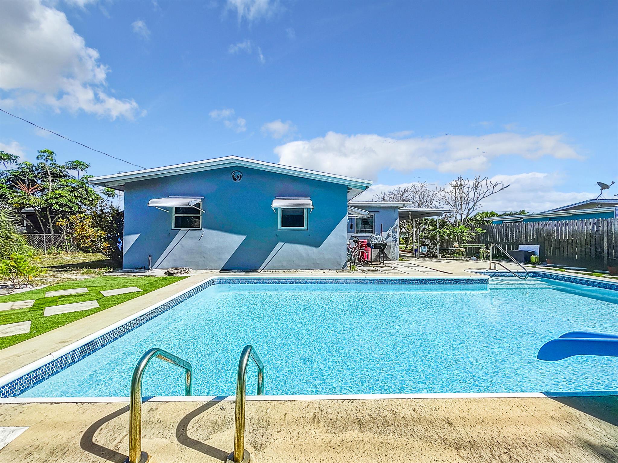 LANTANA HEIGHTS 6 - Residential