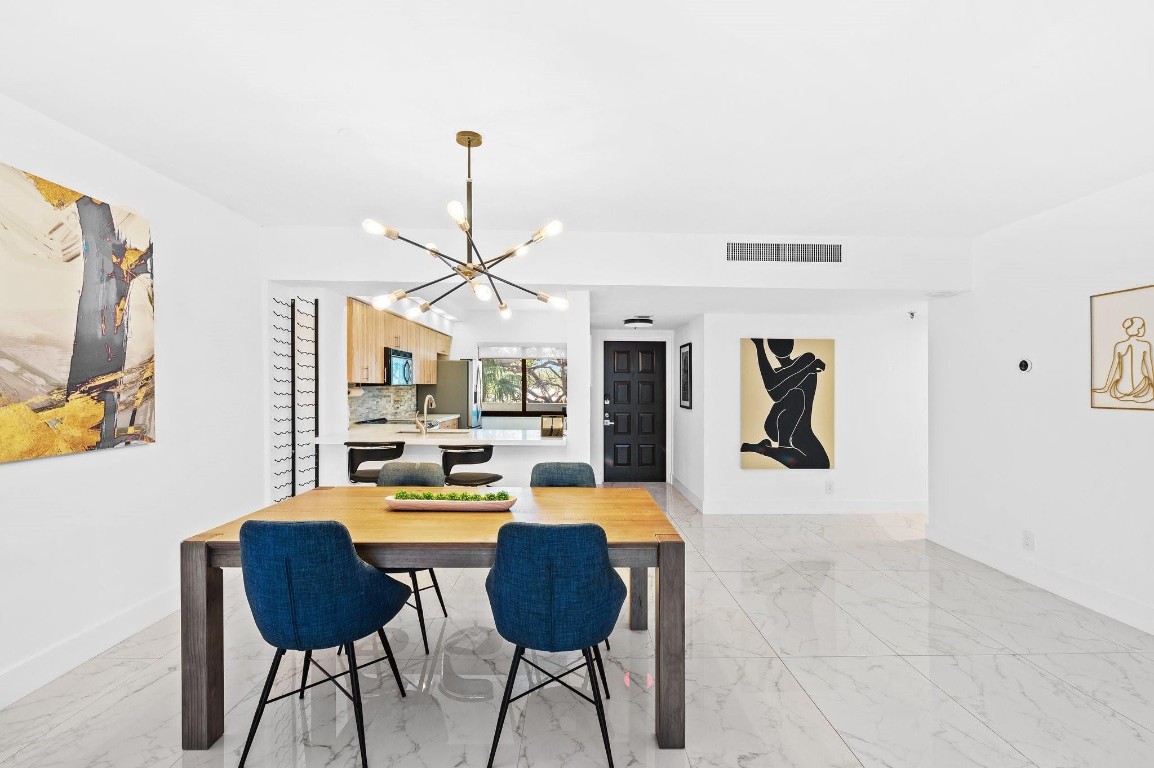 EVERGLADES CLUB - Residential