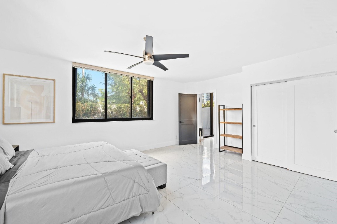 EVERGLADES CLUB - Residential