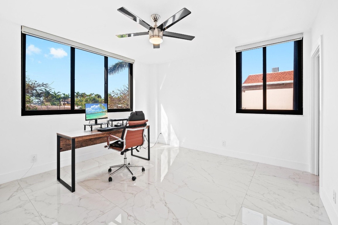 EVERGLADES CLUB - Residential
