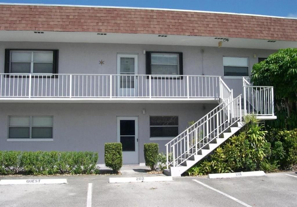 Photo of 1245 Carlton Court #102, Fort Pierce, FL 34949 (MLS # R10766451)