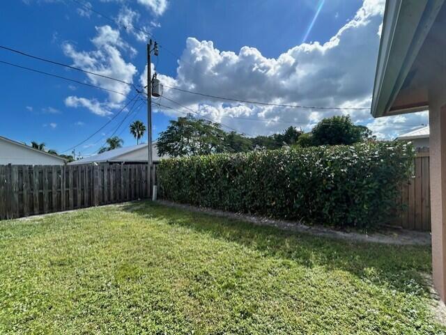 5795 SE Mitzi Lane
