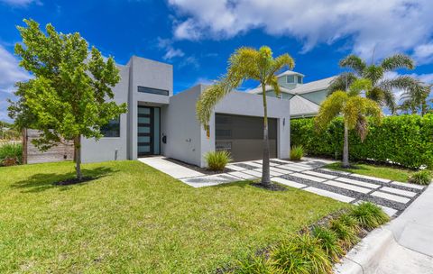 A home in Lake Worth Beach