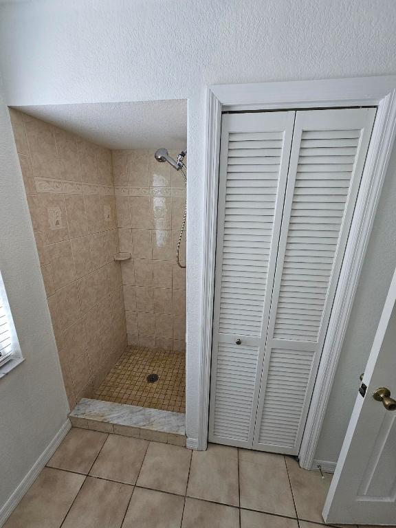 WESTCHESTER WOODS - Residential Lease