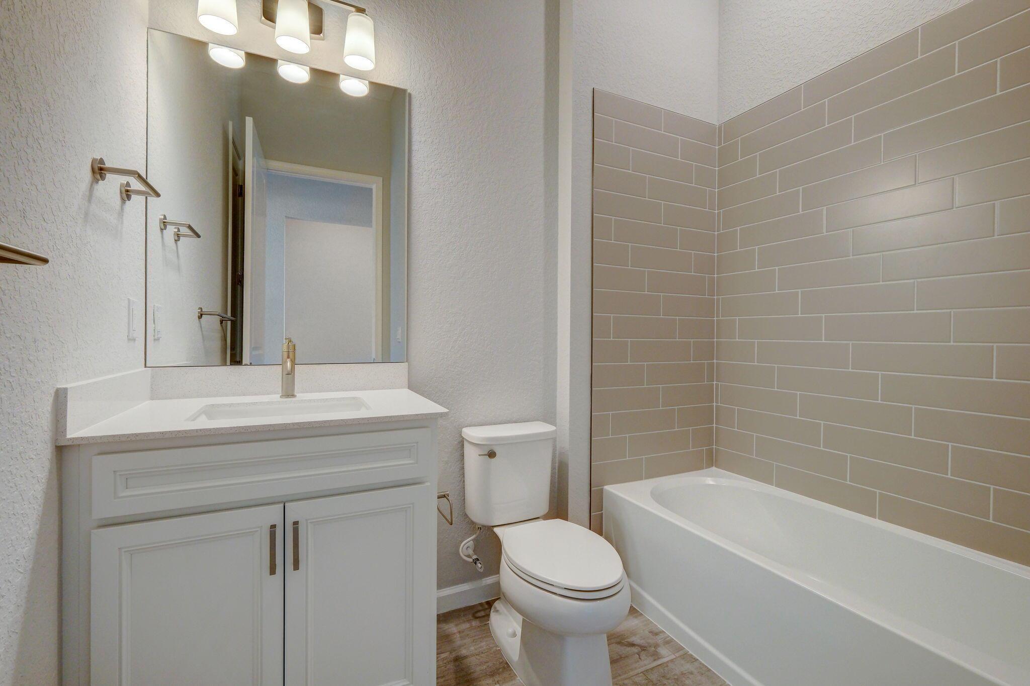 METES AND BOUNDS - Residential Lease