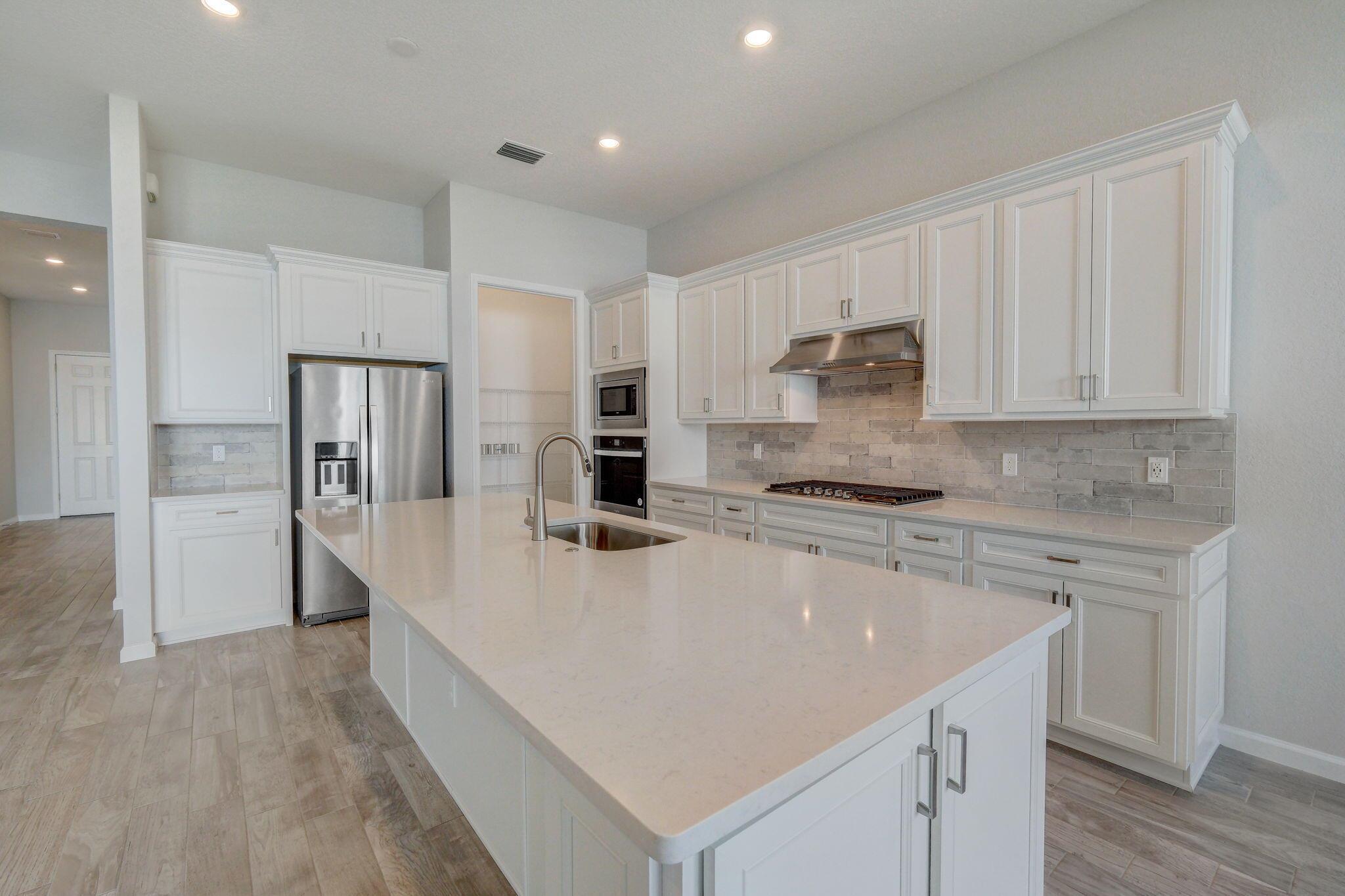 METES AND BOUNDS - Residential Lease