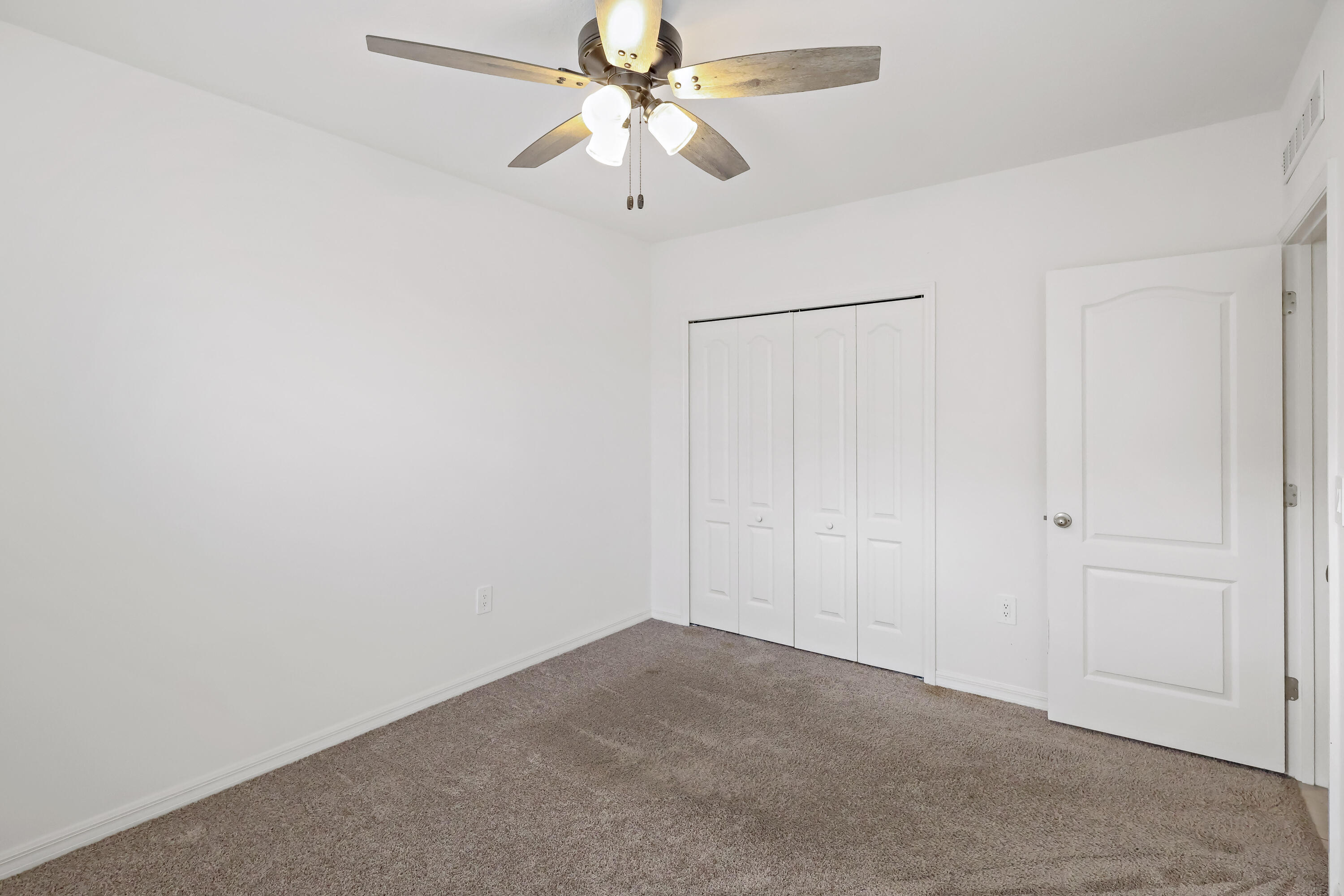 PORT ST LUCIE SECTION 7 - Residential Lease