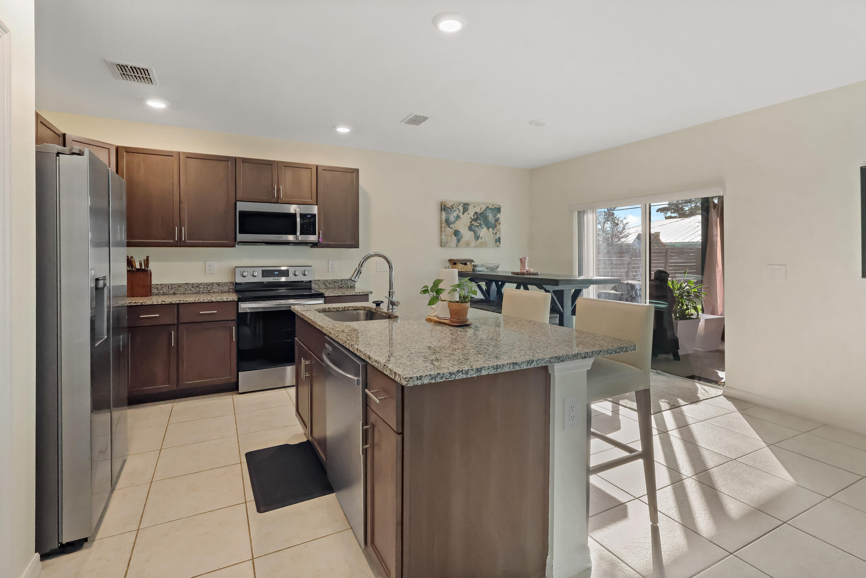 PORT ST LUCIE SECTION 7 - Residential Lease