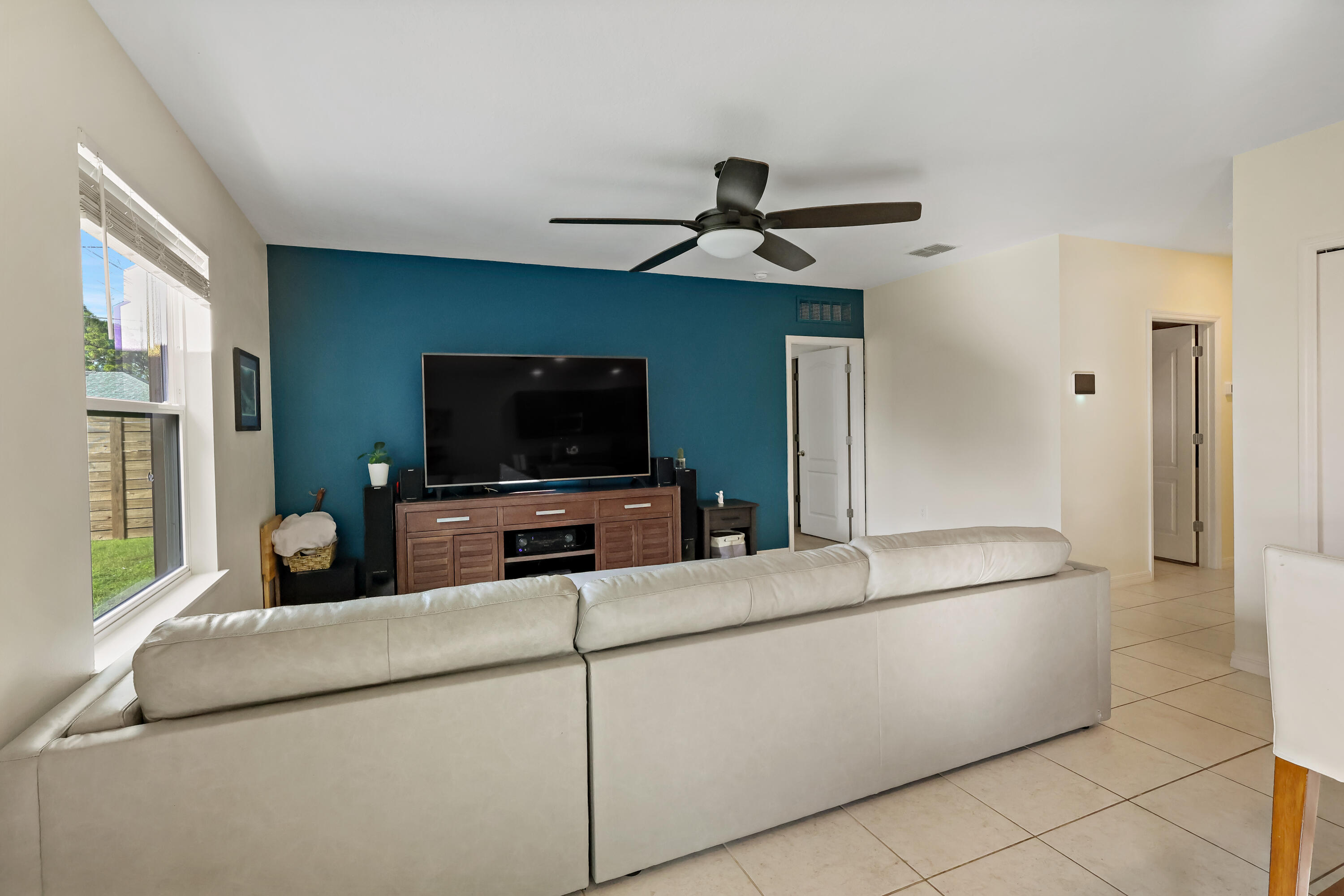 PORT ST LUCIE SECTION 7 - Residential Lease
