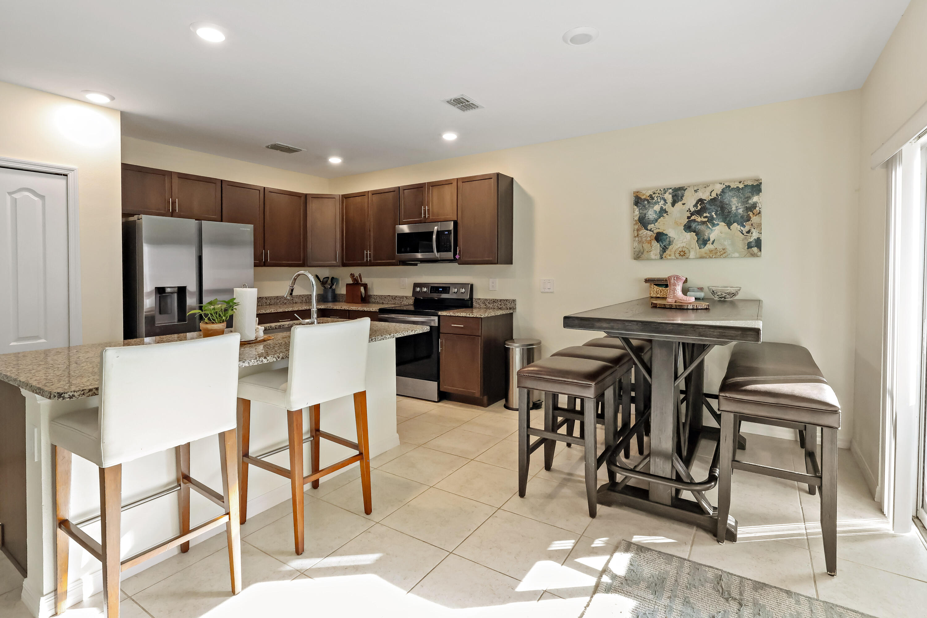 PORT ST LUCIE SECTION 7 - Residential Lease