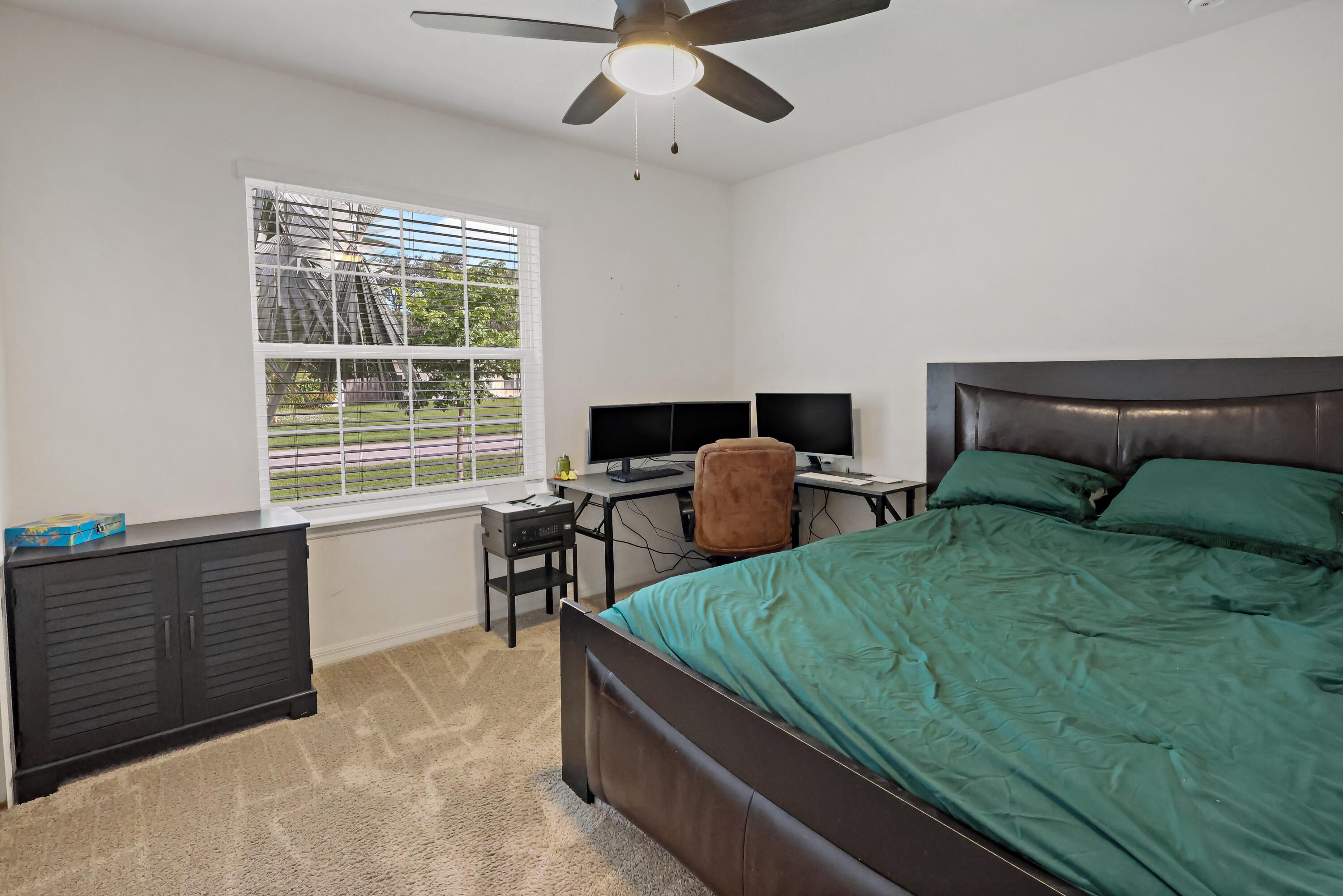 PORT ST LUCIE SECTION 7 - Residential Lease