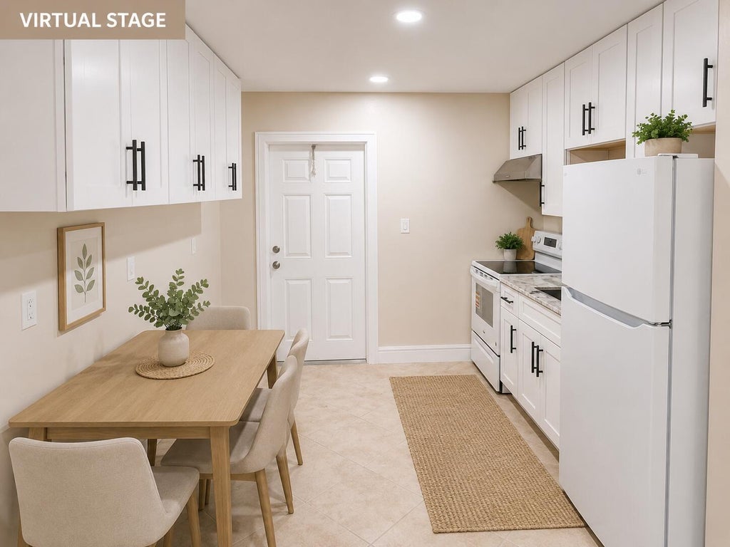 Photo of 1502 AVENUE I #B, Fort Pierce, FL 34950 (MLS # B26055966)