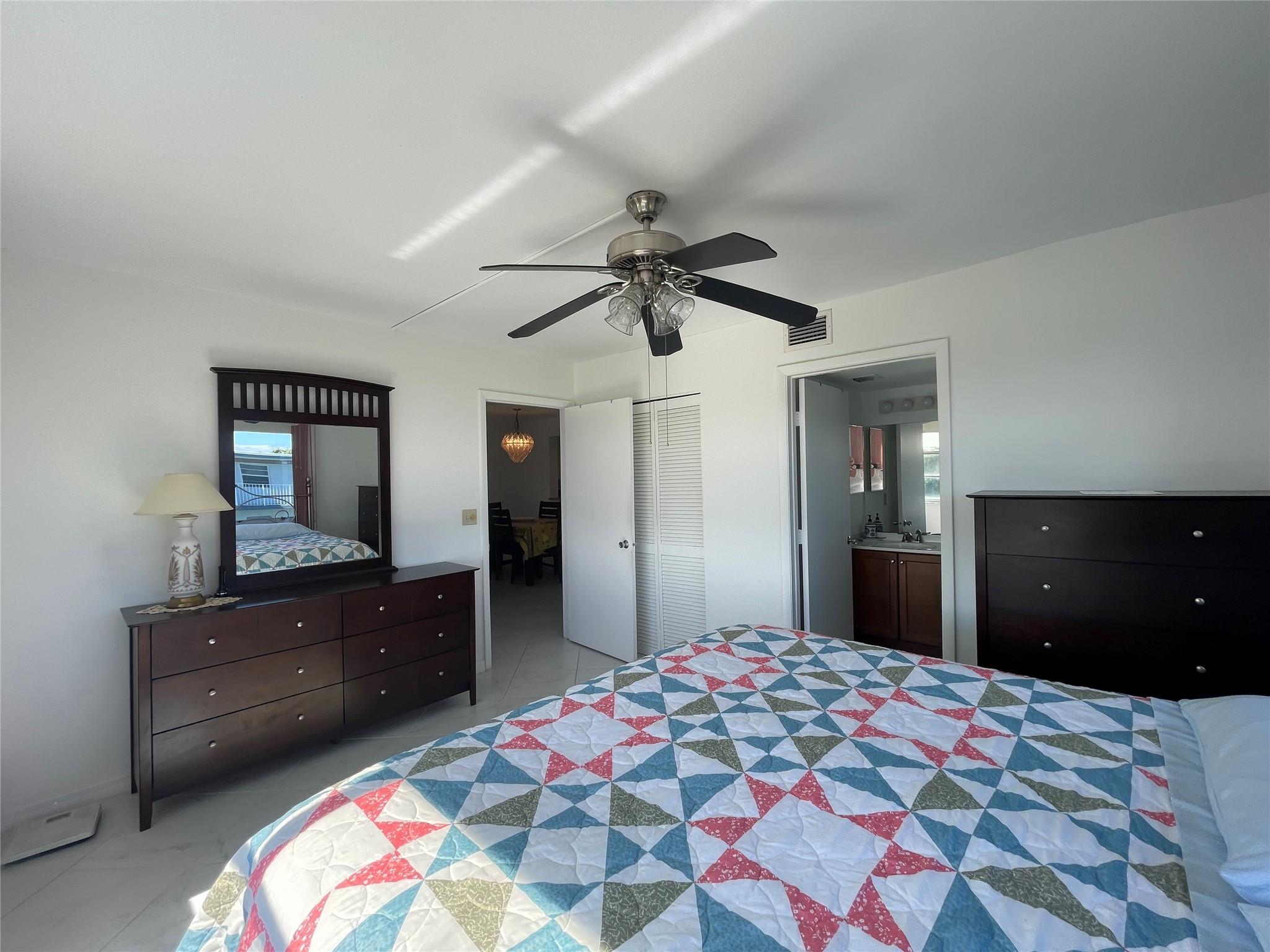 Palm Spring II - Residential