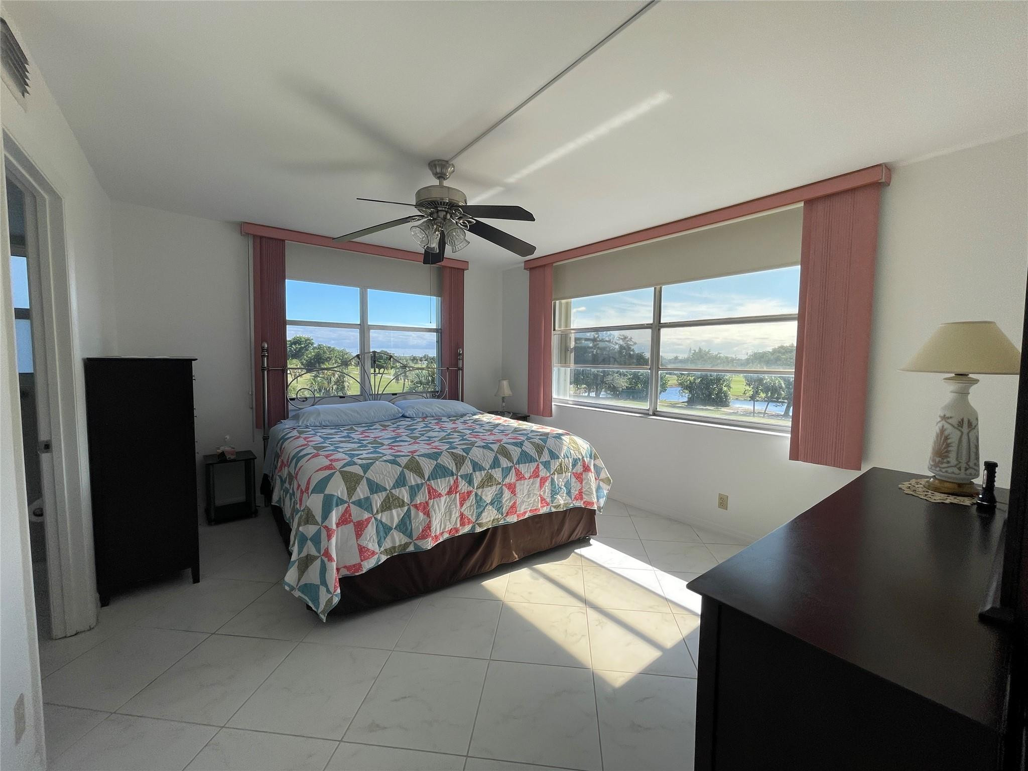 Palm Spring II - Residential